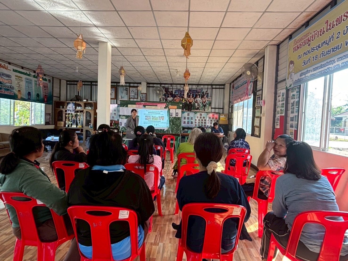 ⛰#พช.ดอยหล่อ :  ดำเนินกิจกรรมโครงการส่งเสริมการออมและพัฒนาทักษะทางการเงิน (Financial Literacy) 
