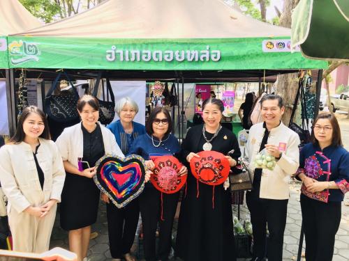 ⛰#พช.ดอยหล่อ : ร่วม งาน “มหกรรมการออม 52 ปี ทุนชุมชนขับเคลื่อนเศรษฐกิจฐานราก” ส่งเสริมวินัยการออม ยกระดับคุณภาพชีวิตพี่น้องชาวเชียงใหม่